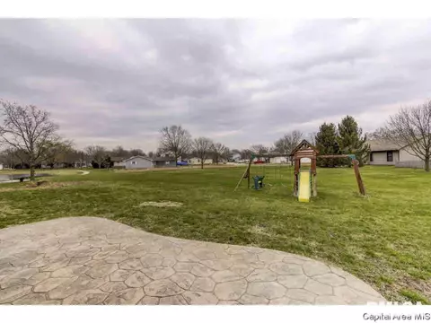 108 Resina Dr, Springfield, IL 62703 photo 32