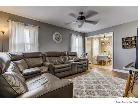 2100 Pickett Street St, Springfield, IL 62703 photo 2