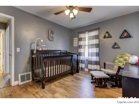 2100 Pickett Street St, Springfield, IL 62703 photo 12