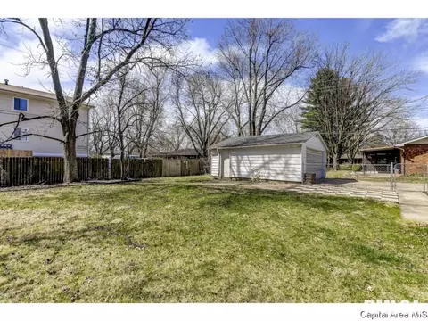 2404 Gillespie, Springfield, IL 62704 photo 21