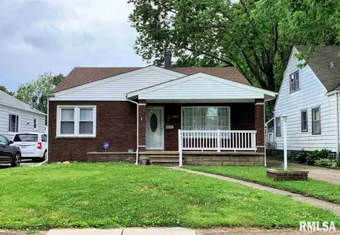 2053 N 21st St, Springfield, IL 62702 photo 1
