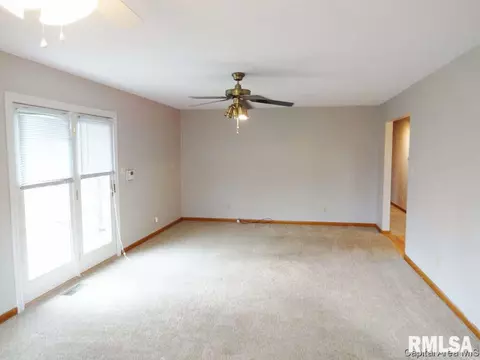 2300 Mayfair Rd, Springfield, IL 62703 photo 10