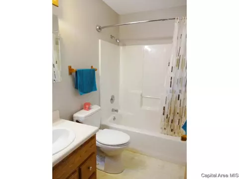 2300 Mayfair Rd, Springfield, IL 62703 photo 18