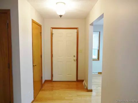 2300 Mayfair Rd, Springfield, IL 62703 photo 4