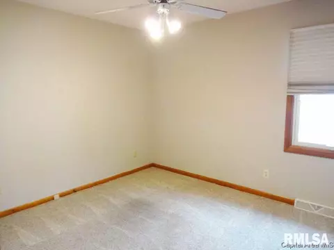 2300 Mayfair Rd, Springfield, IL 62703 photo 17