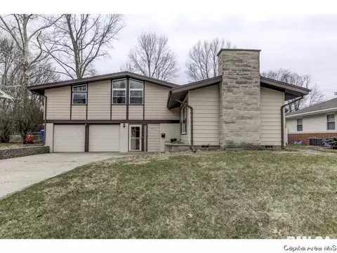 2212 Parkview Dr, Springfield, IL 62704 photo 1