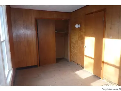 2233 S 10th St, Springfield, IL 62703 photo 15