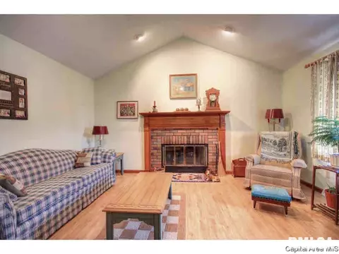113 Walnut Vly, Springfield, IL 62707 photo 11