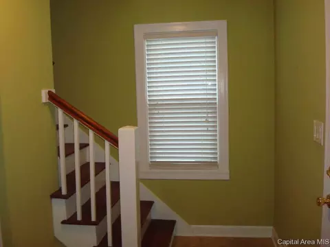 2429 S 8th St, Springfield, IL 62703 photo 7