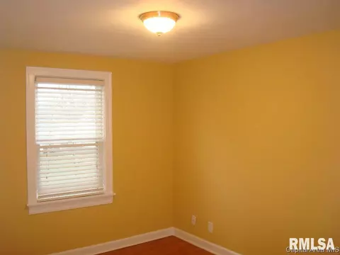 2429 S 8th St, Springfield, IL 62703 photo 11