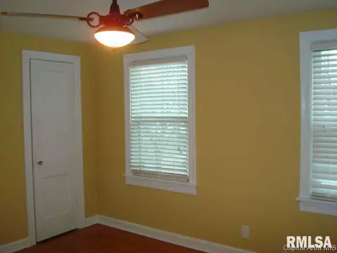 2429 S 8th St, Springfield, IL 62703 photo 13