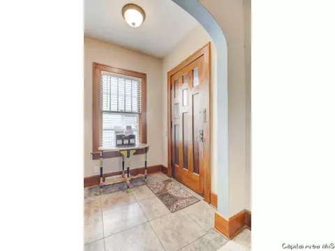 1921 S State St, Springfield, IL 62704 photo 5