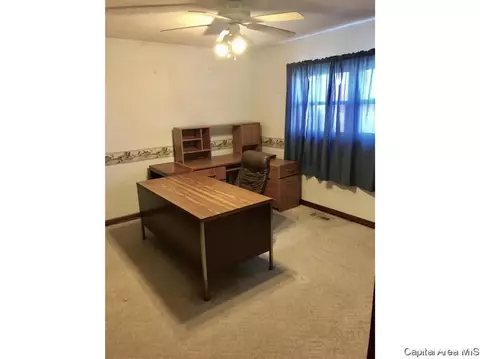 1900 Jackson Ave, Beardstown, IL 62618 photo 22