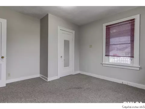 2158 E Capitol, Springfield, IL 62703 photo 12