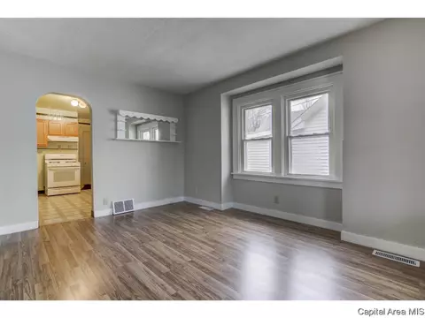 2158 E Capitol, Springfield, IL 62703 photo 7