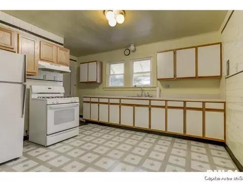 2158 E Capitol, Springfield, IL 62703 photo 21