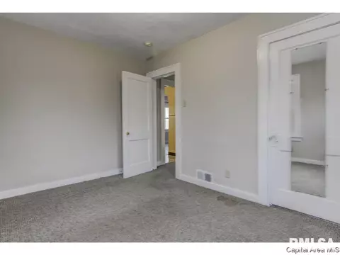 2158 E Capitol, Springfield, IL 62703 photo 10