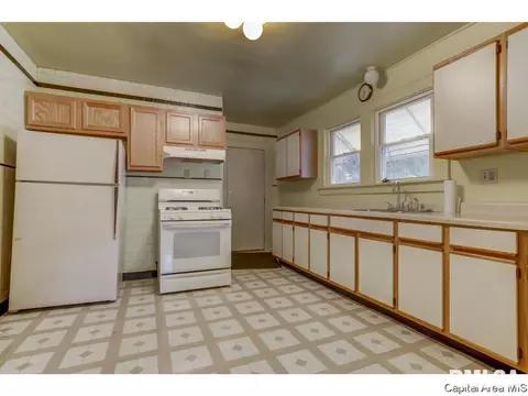 2158 E Capitol, Springfield, IL 62703 photo 17