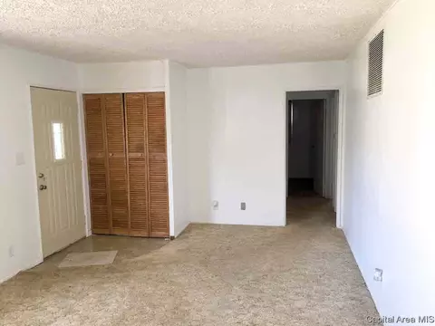 2406 Wilshire Rd, Springfield, IL 62703 photo 6
