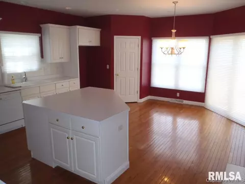 2605 Tennyson Dr, Springfield, IL 62711 photo 9