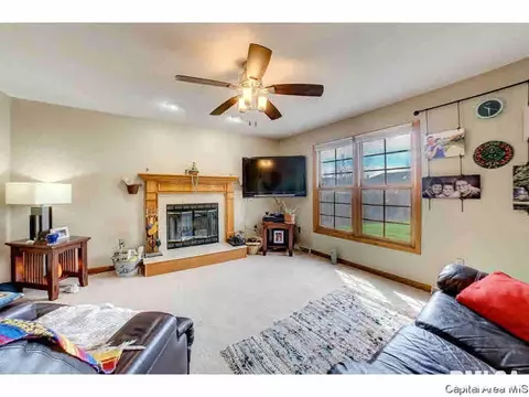 1116 Bridle Path Ln, Springfield, IL 62712 photo 5