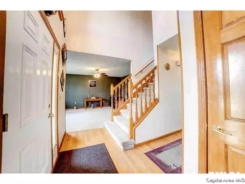 1116 Bridle Path Ln, Springfield, IL 62712 photo 2