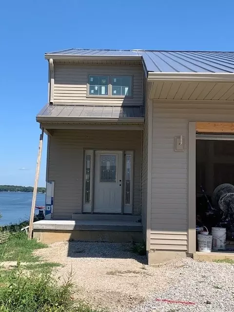 305 Harbor Pointe Pl, Springfield, IL 62712 photo 1