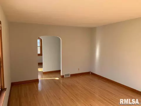 2065 N 6th St, Springfield, IL 62702 photo 13