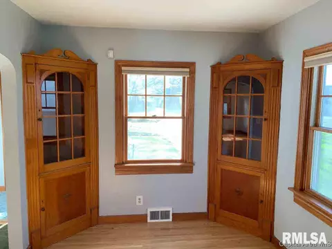 2065 N 6th St, Springfield, IL 62702 photo 10