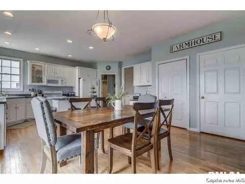 2720 Wordsworth, Springfield, IL 62711 photo 12