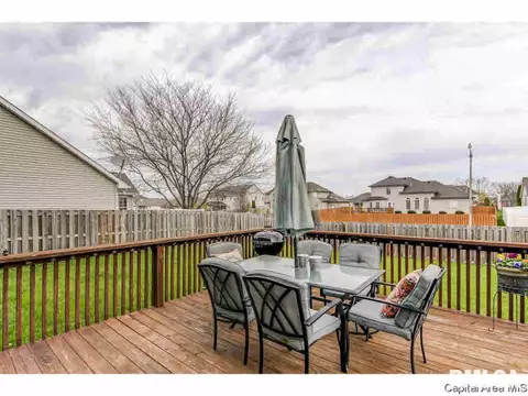 2720 Wordsworth, Springfield, IL 62711 photo 3