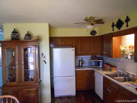 5206 Carlton, Springfield, IL 62703 photo 8