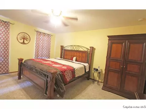 4625 Barrington, Springfield, IL 62711 photo 11