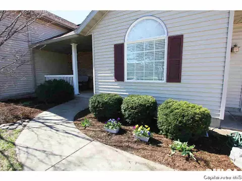 4625 Barrington, Springfield, IL 62711 photo 2