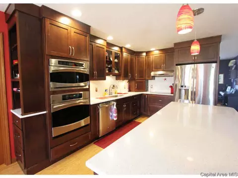 4625 Barrington, Springfield, IL 62711 photo 6