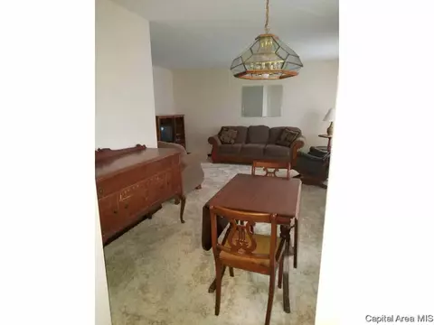 1812 Reading Rd, Springfield, IL 62703 photo 6