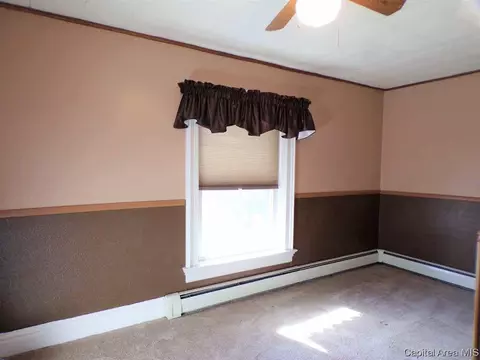 101 E Ontario Rd, Oneida, IL 61467 photo 28