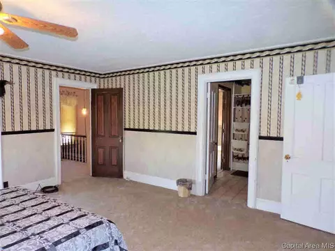 101 E Ontario Rd, Oneida, IL 61467 photo 32