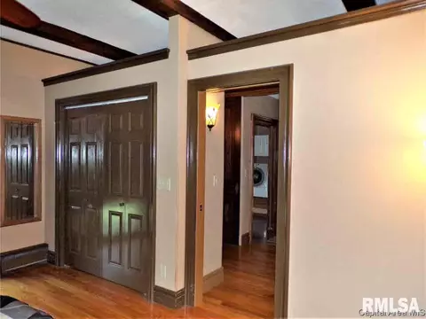 101 E Ontario Rd, Oneida, IL 61467 photo 21