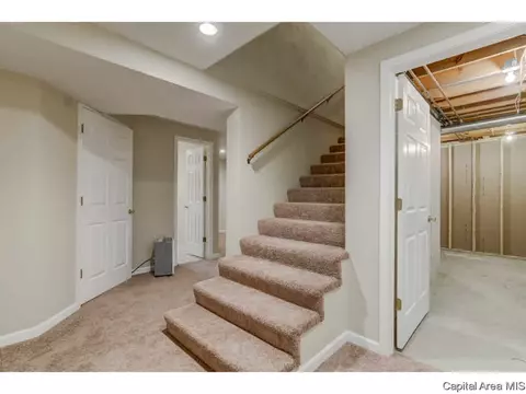 809 Wood Pointe Dr, Springfield, IL 62702 photo 27