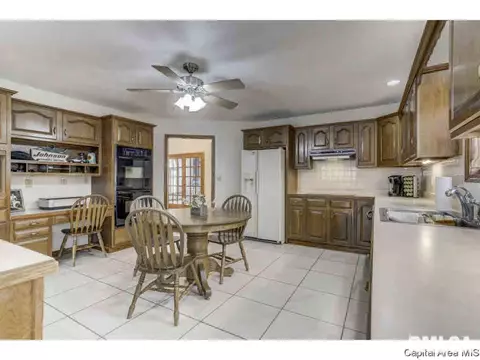 809 Wood Pointe Dr, Springfield, IL 62702 photo 7