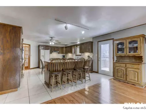 809 Wood Pointe Dr, Springfield, IL 62702 photo 25