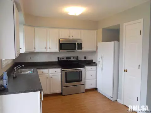 4133 4135 Pickfair, Springfield, IL 62703 photo 13