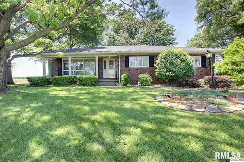 422 S Wilson, Mendon, IL 62351 photo 1