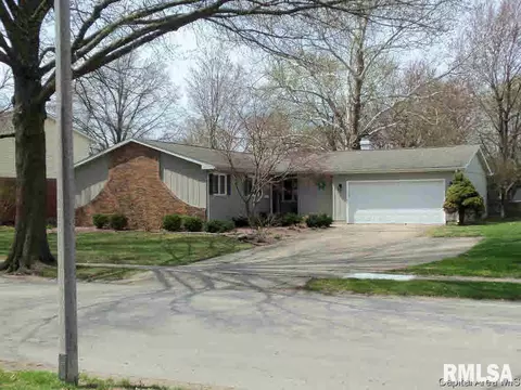 321 Astoria Rd, Springfield, IL 62704 photo 1