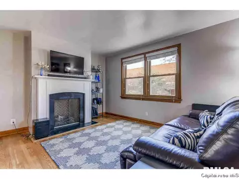 2615 S 5th St, Springfield, IL 62703 photo 6