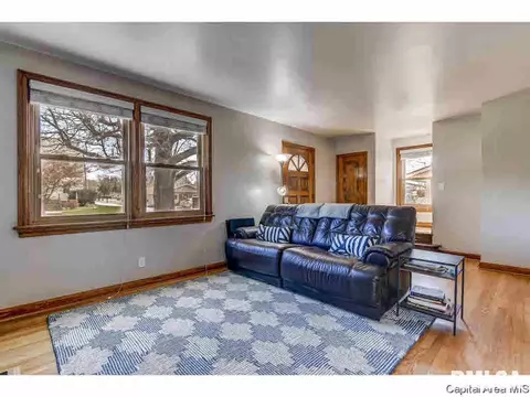 2615 S 5th St, Springfield, IL 62703 photo 5