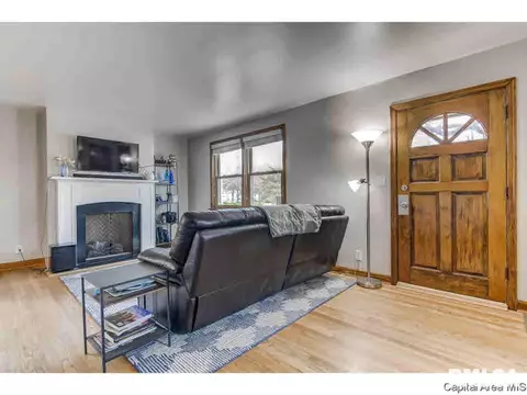 2615 S 5th St, Springfield, IL 62703 photo 4