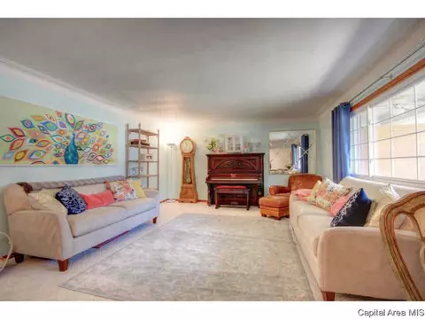 2226 Celtic, Springfield, IL 62704 photo 4