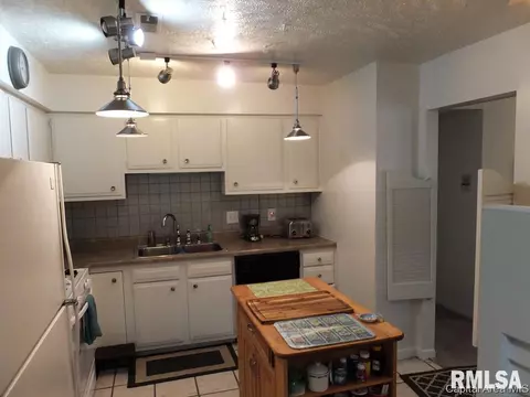 2900 Taylor Ave #1, Springfield, IL 62703 photo 2